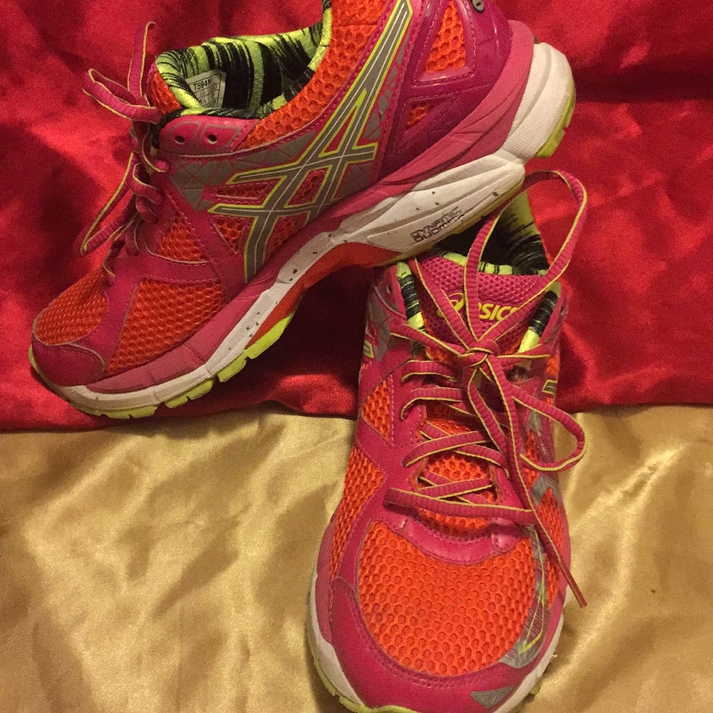 Cute and comfortable Asics running shoes.